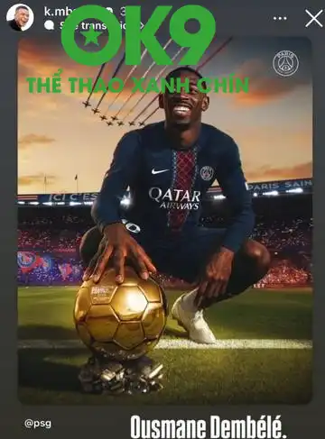 Mbappé chúc mừng Ousmane Dembélé.